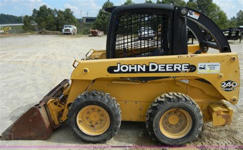 deere 240 skid steer specs|john deere 240 for sale.